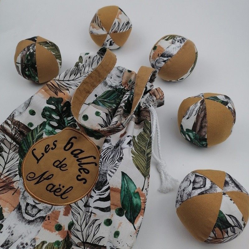 Aidez-moi à faire tester les balles en tissu - Les trésors de Clémence Aidez-moi à faire tester les balles en tissu - Les trésors de Clémence
